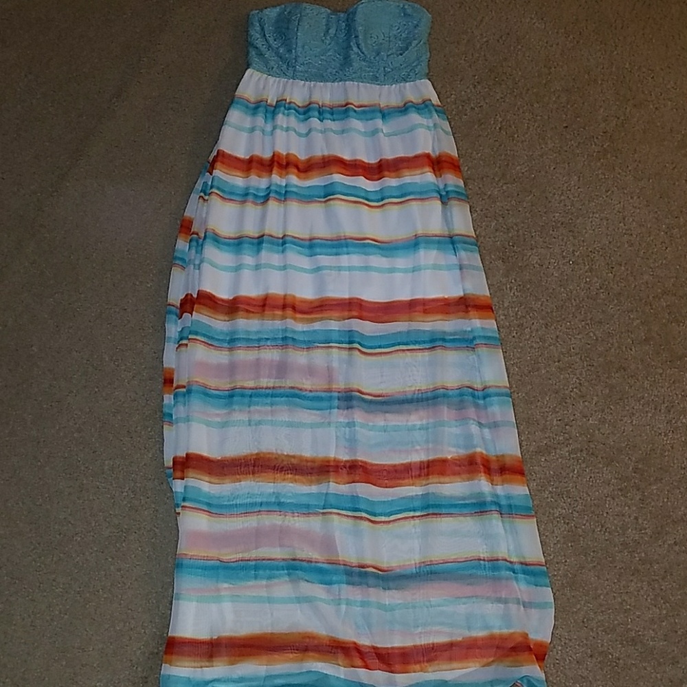 strapless maxi dress